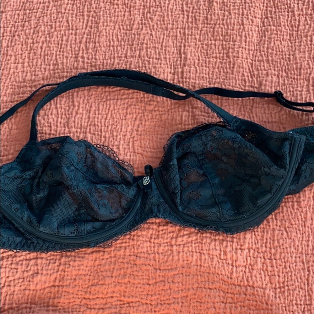 Victorias Secret Body lace bra